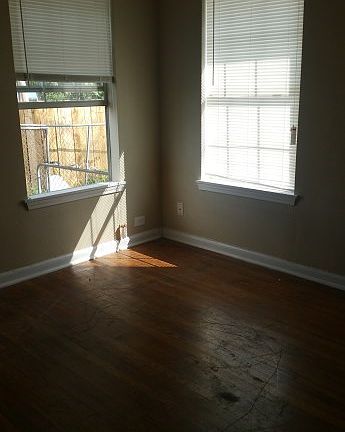 4th image of 206 Prestwick Blvd