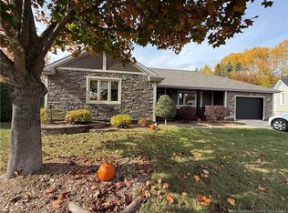 125 Fairview Ct, Bathurst, NB E2A 4X5