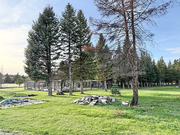 3rd image of 388 Old Ranch Rd