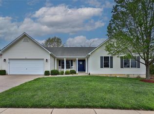 1641 Fairway Valley Dr, Wentzville, MO 63385