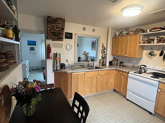 Kitchen from back left corner.