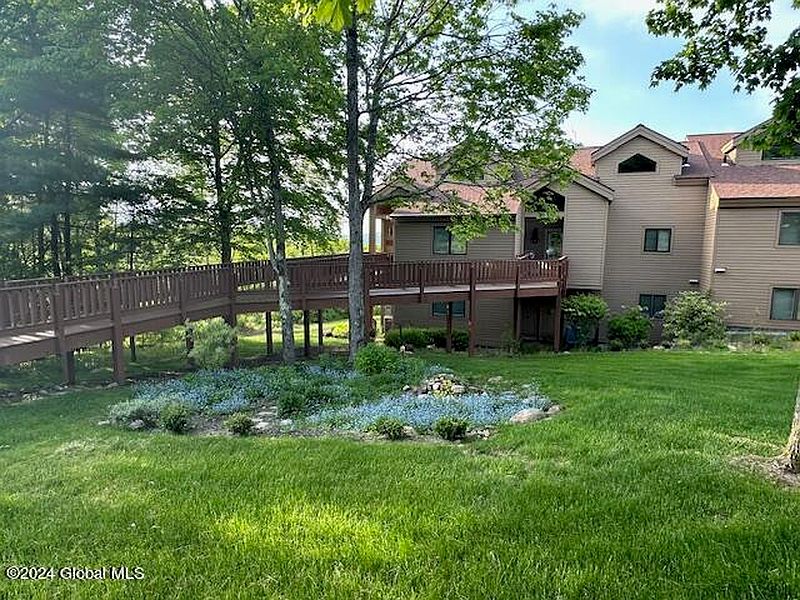 2nd image of 441 Lockhart Mountain Rd #59