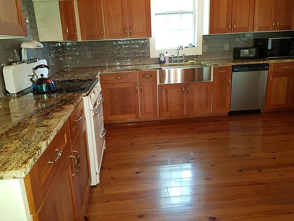 5th image of 1201 Farm St