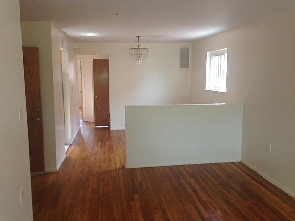 4th image of 3215 Bruner Ave #1