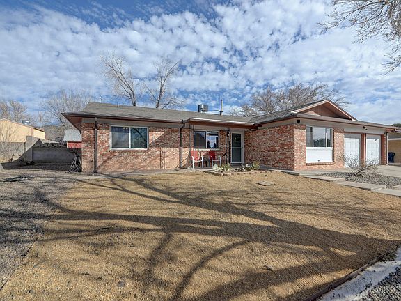 4th image of 4004 Pamela Pl NE