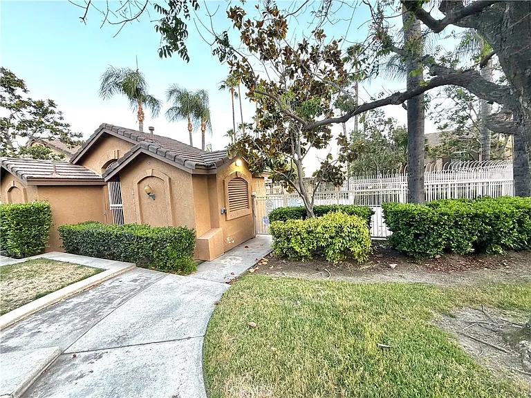 11512 Stonecrest Dr — Photo 42