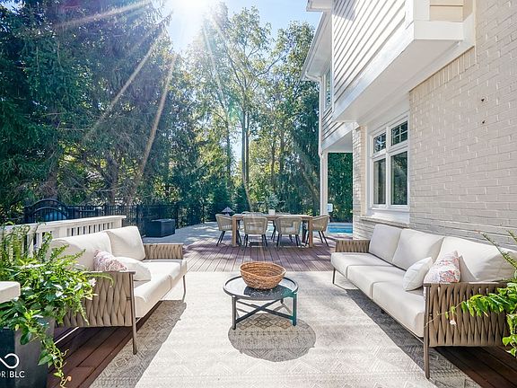 4th image of 9053 Bay Breeze Ct