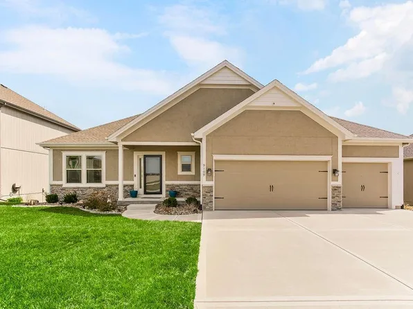 9109 N Cleveland Ave, Kansas City, MO 64156
