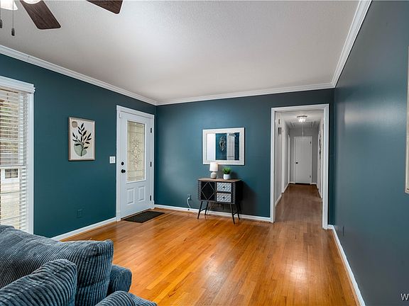 5th image of 1324 Heritage Dr