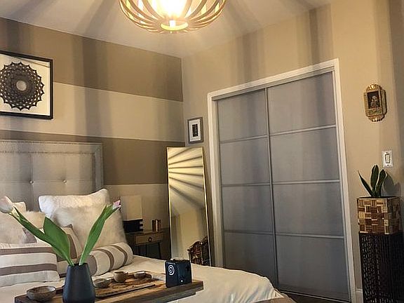 5th image of 6885 Byron Ave APT 201