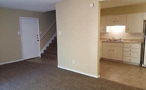 3rd image of 5002 Blue Spruce Cir APT D
