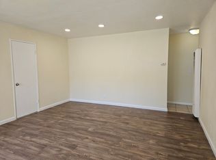 Picadilly Way, Fullerton, CA 92833
