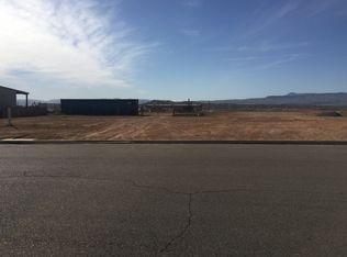 706 E Commerce Dr, St George, UT 84790