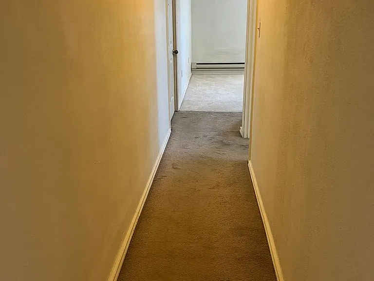 120 S McDonald St — Photo 12