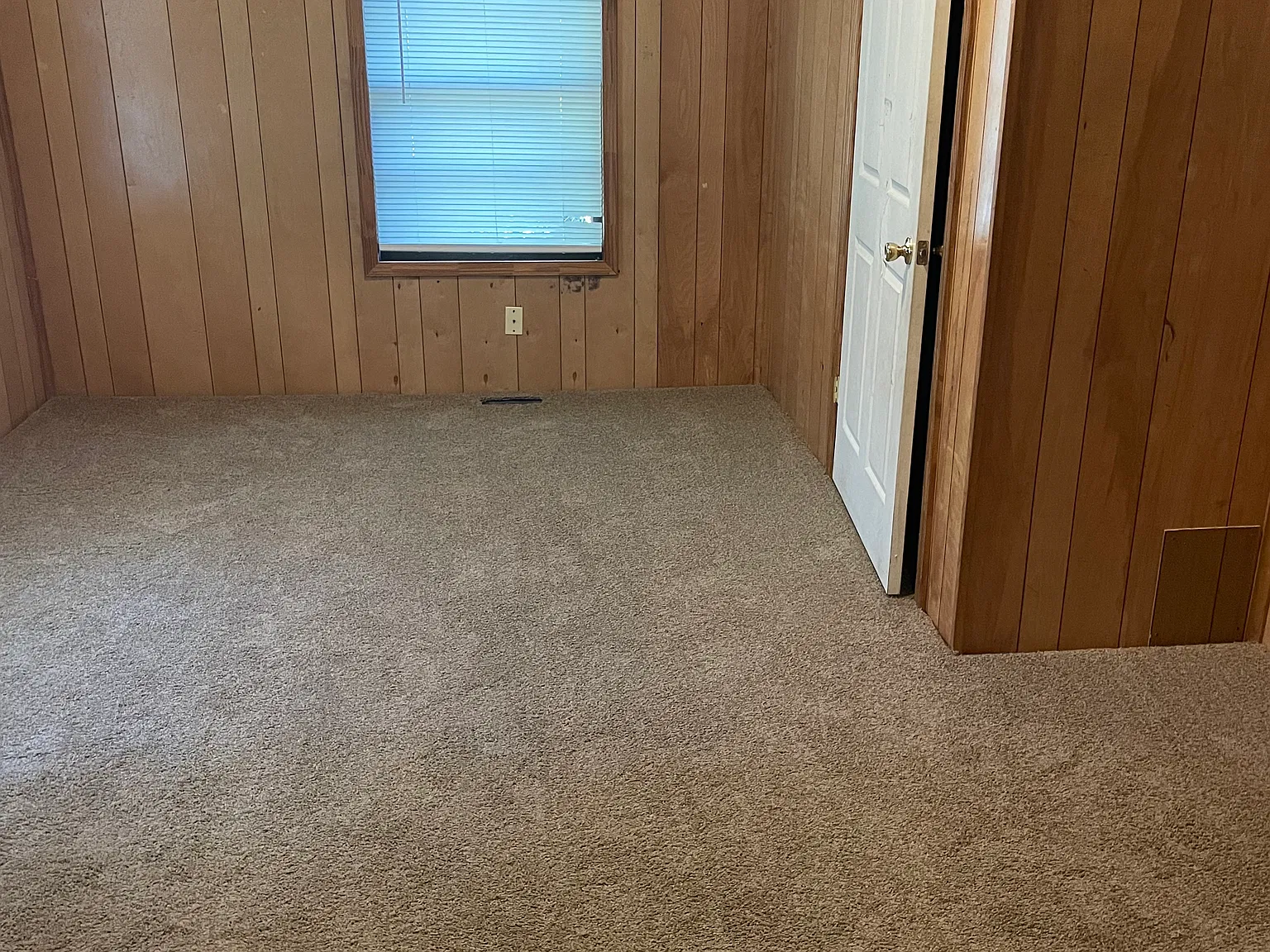 107 Jackson St — Photo 4