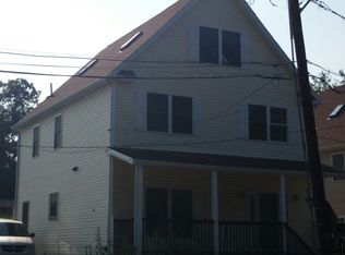 218 Grove St, West Roxbury, MA 02132