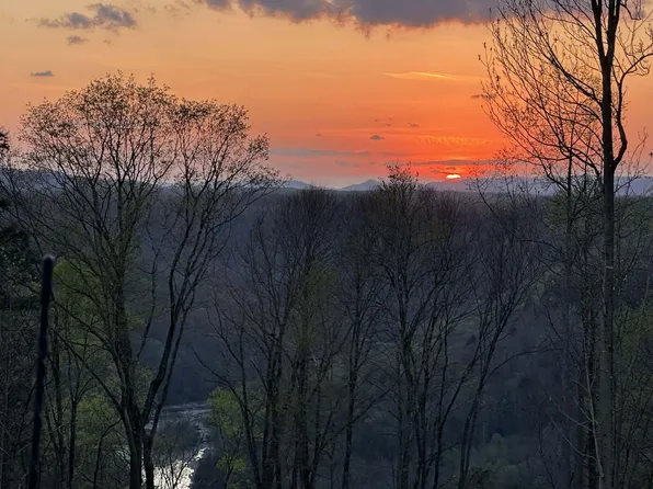 Gauley Ridge Rd, Mount Nebo, WV 26679