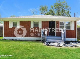 1136 Lone Oak Ave, Louisville, KY 40219