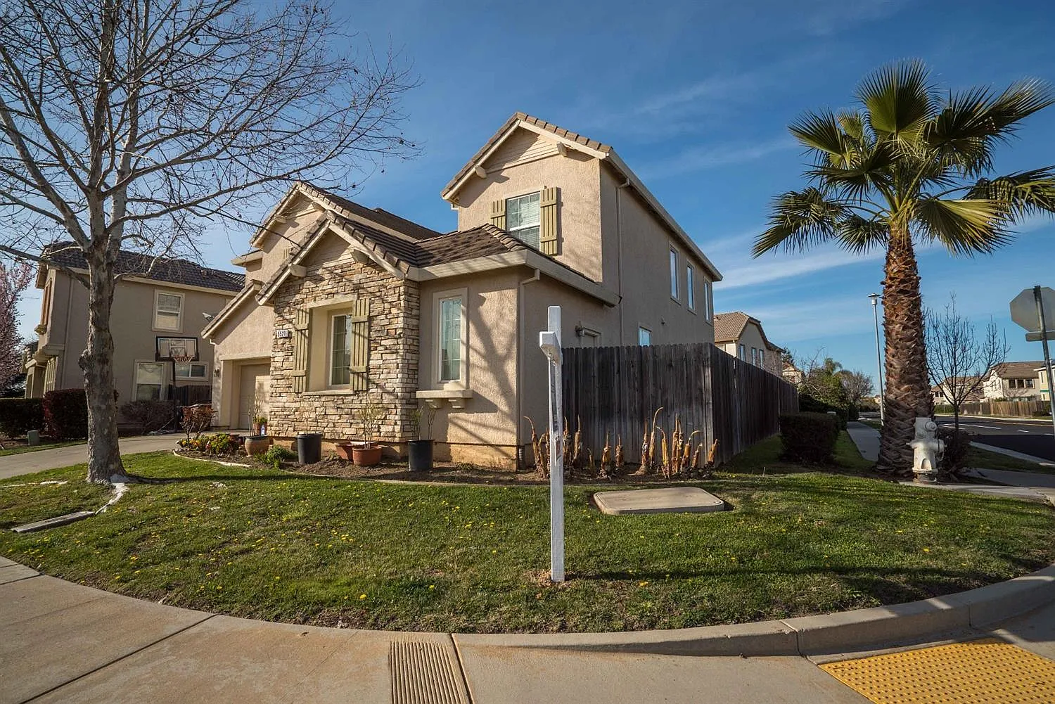 5521 Matina Dr photo 1