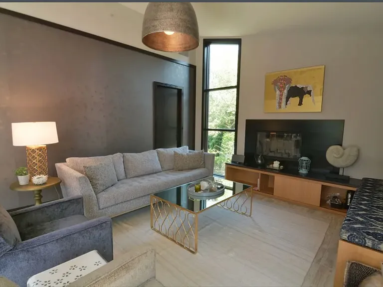 59 Devon Rd — Photo 4