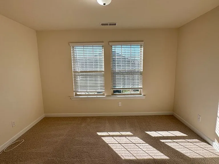 5840 Clan Maclaine Dr — Photo 17