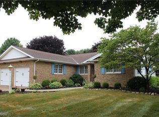 1835 Summerchase Rd NE, Canton, OH 44721