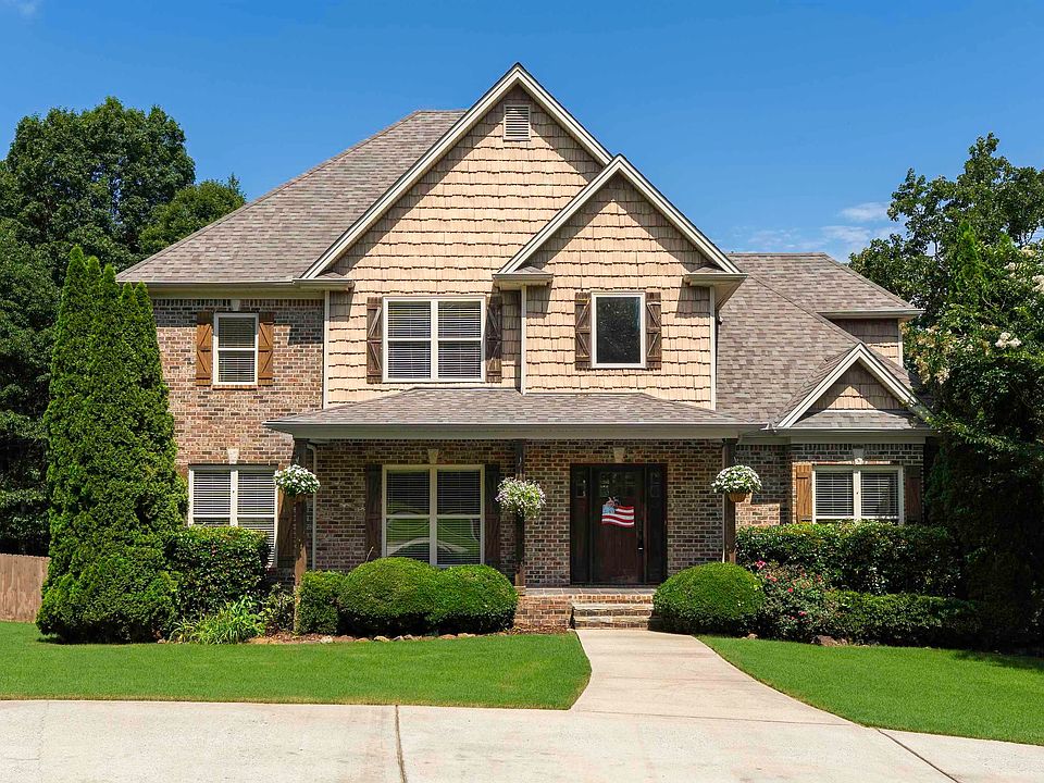 1st image of 542 Cody Cir
