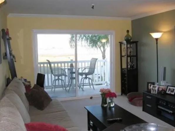 4015 Crown Point Dr Unit 2, San Diego, CA 92109