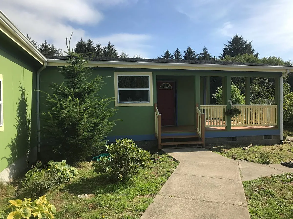 3 bed, 1850 sqft, $2,500 — Photo 3