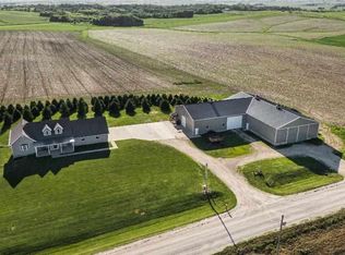 13151 Kramer Rd, Farley, IA 52046