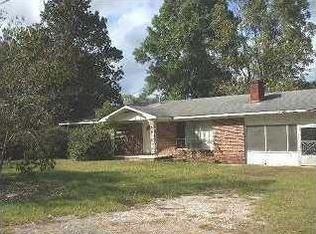 20844 NE Cedar St, Blountstown, FL 32424