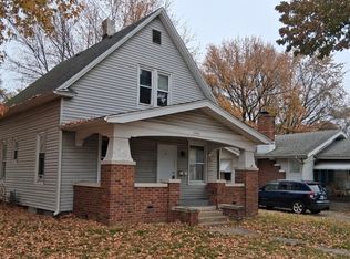 2004 E Wood St, Decatur, IL 62521