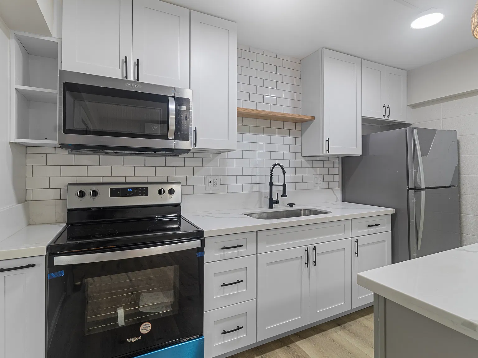 1 bed, 612 sqft, $2,320 — Photo 1