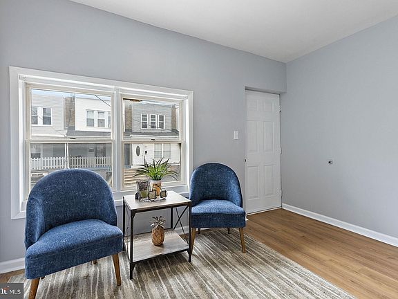 2nd image of 305 Berbro St