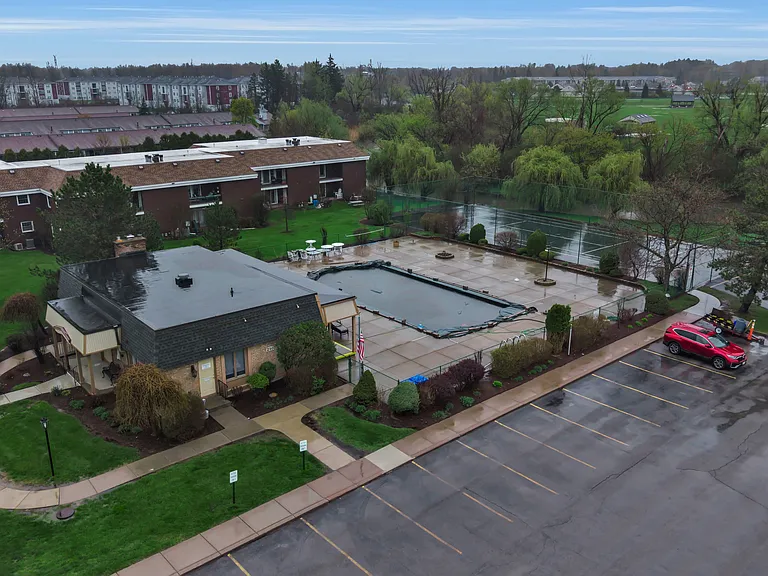 225 Charter Oaks Dr #3 — Photo 19