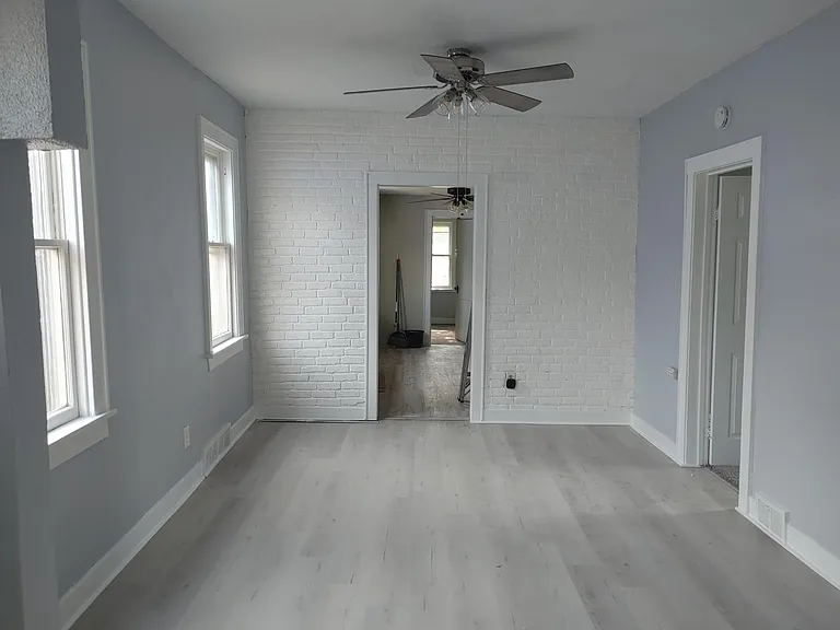 15 N Central Ave #1 — Photo 6