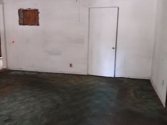 3rd image of 1720 Strickland Ave