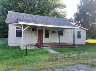 105 W Ash Ave, Wilburton, OK 74578