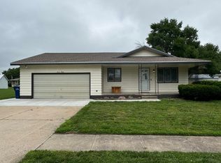 720 W 7th St, North Bend, NE 68649