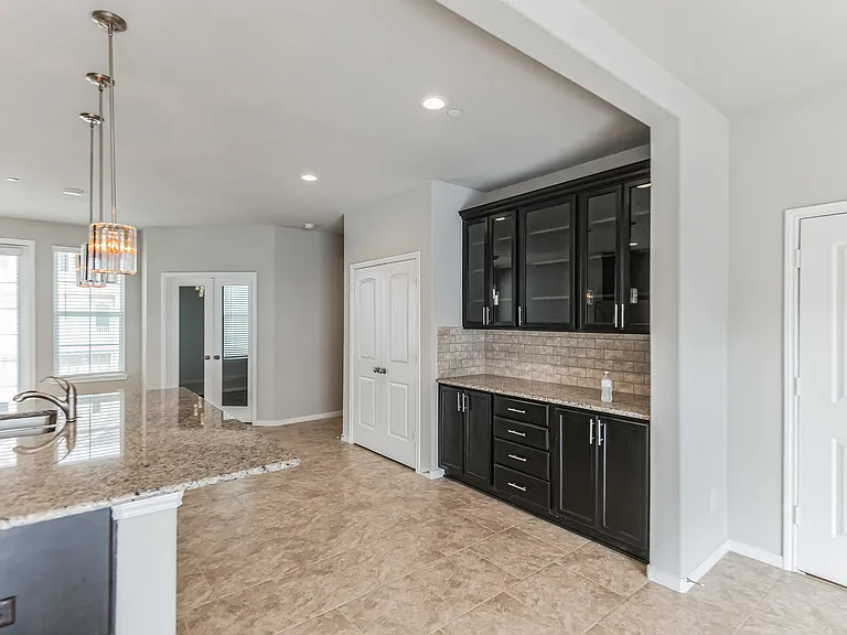 2716 Veranda Fls — Photo 27