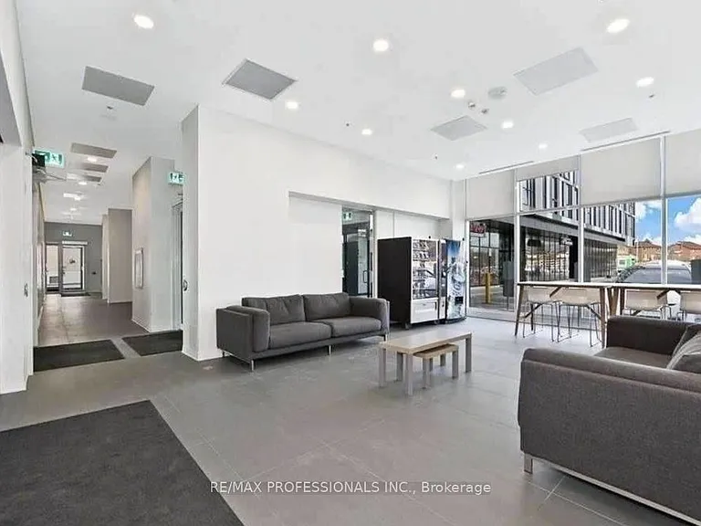 1900 Simcoe St N #444 — Photo 13
