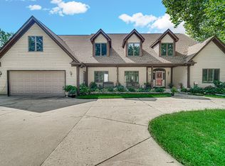23 Amanda Ln, Yorkville, IL 60560