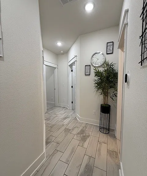 2061 Larry Ln — Photo 10