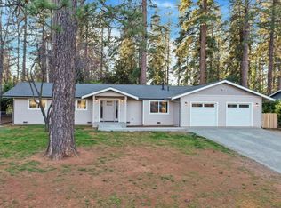 10842 Lynwood Ln, Grass Valley, CA 95945