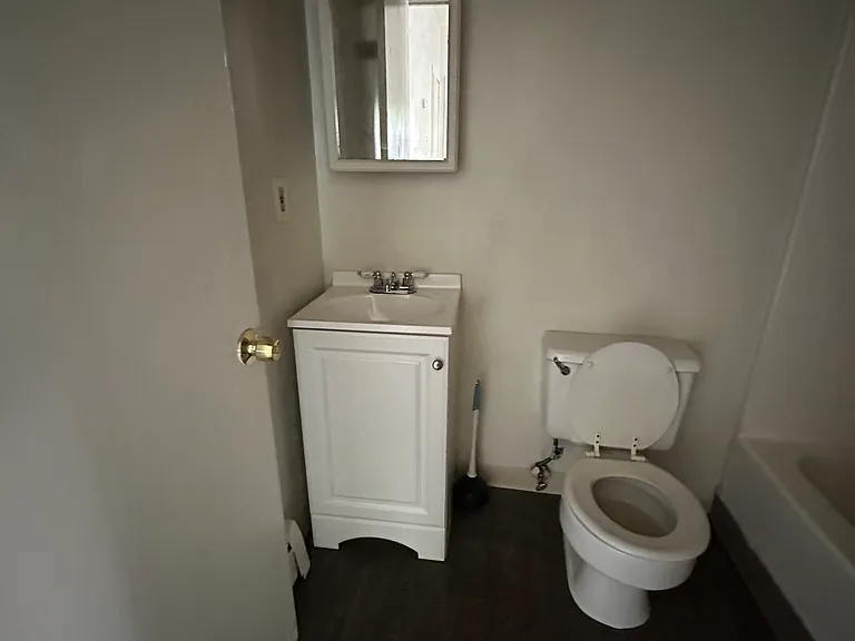 174 Ashley St #3A — Photo 4