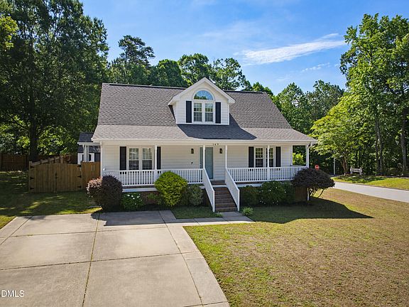 3rd image of 149 Autumn Ridge Dr