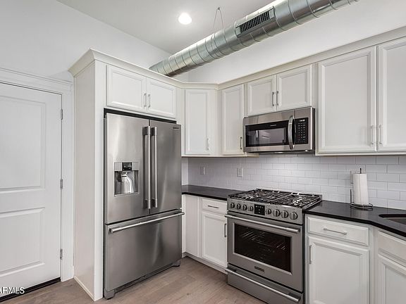 5th image of 1106 E WEBER Drive #1038
