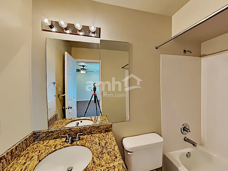 6432 S High Bluff Dr — Photo 12