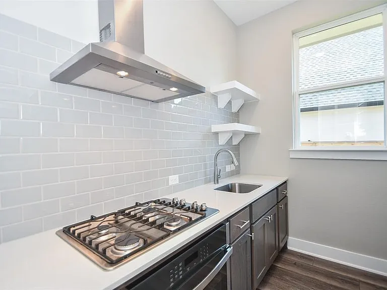 10334 Fountain Shore Dr — Photo 18