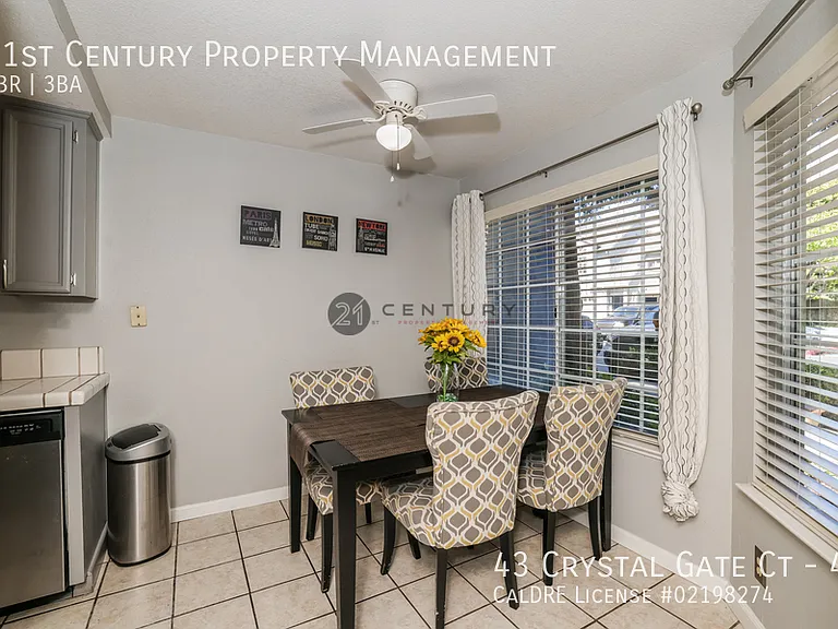 43 Crystal Gate Ct #43 — Photo 7